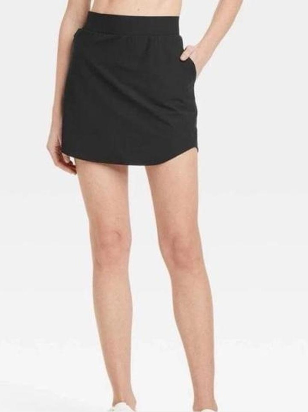 NWT High-Rise Active Black Skort Women’s Size Medium